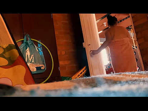❤️ Mein Onkel folgt mir in die Dusche, er fickt mich, während ich dusche. ️❌ Beautiful porn bei uns