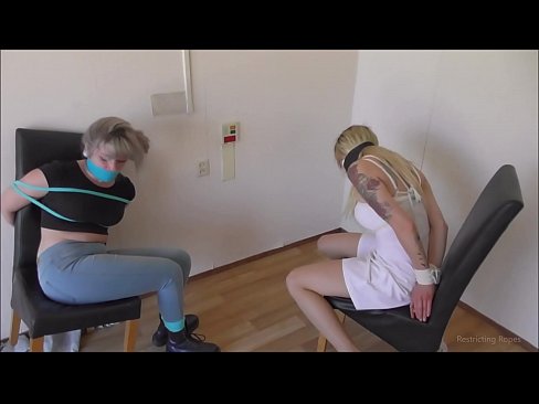 ❤️ Süchtig / gefesselt und geknebelt / Jungfrau in Nöten ️❌ Beautiful porn bei uns